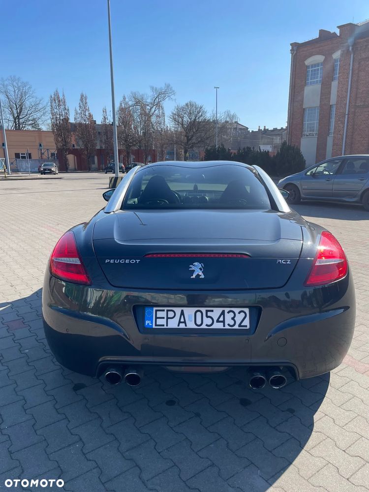 Peugeot RCZ - 4
