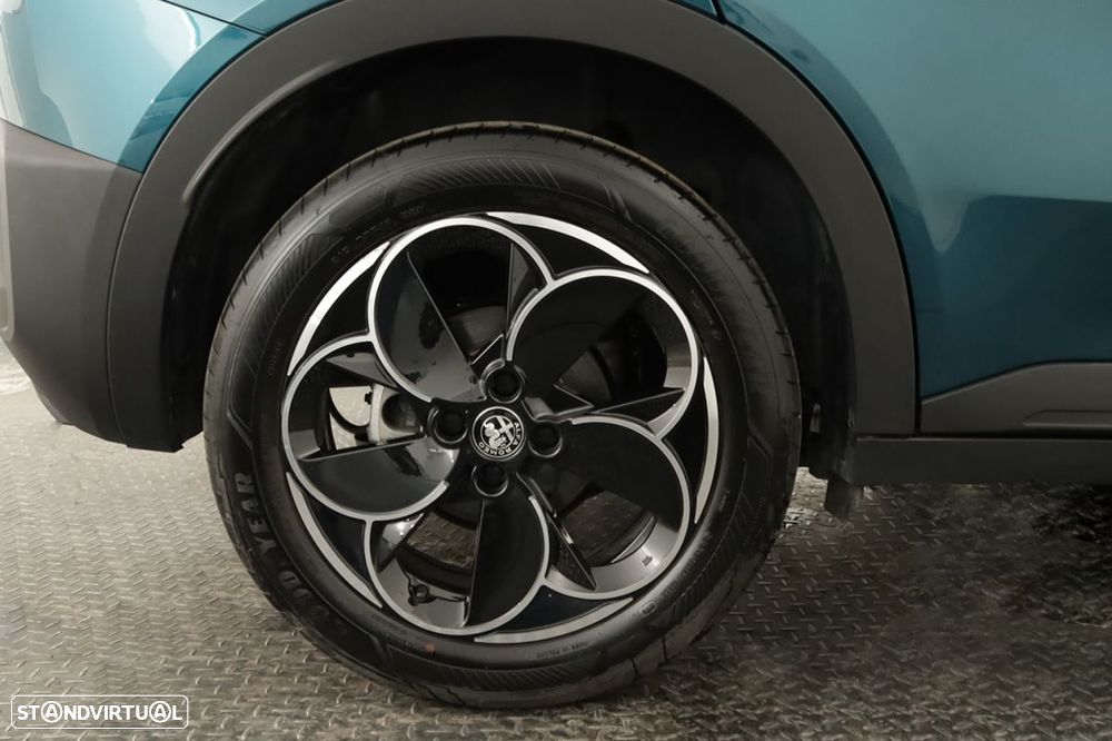 Alfa Romeo Junior Elletrica 50 kWh - 5
