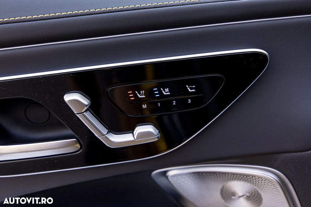 Mercedes-Benz CLE Mercedes-AMG 53 4M+ Cabrio AMG S.SHIFT TCT 9G - 25