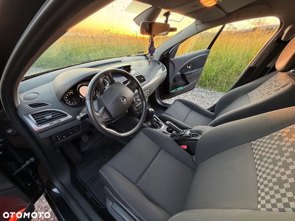 Renault Megane 1.2 16V TCE Energy Bose Edition - 6