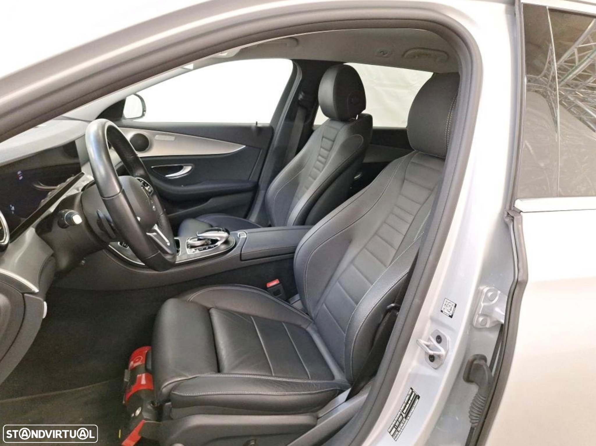 Mercedes-Benz E 300 - 25