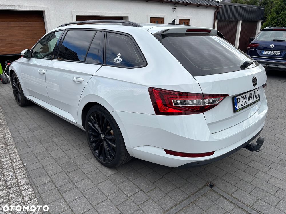 Skoda Superb 2.0 TDI DSG Style - 25