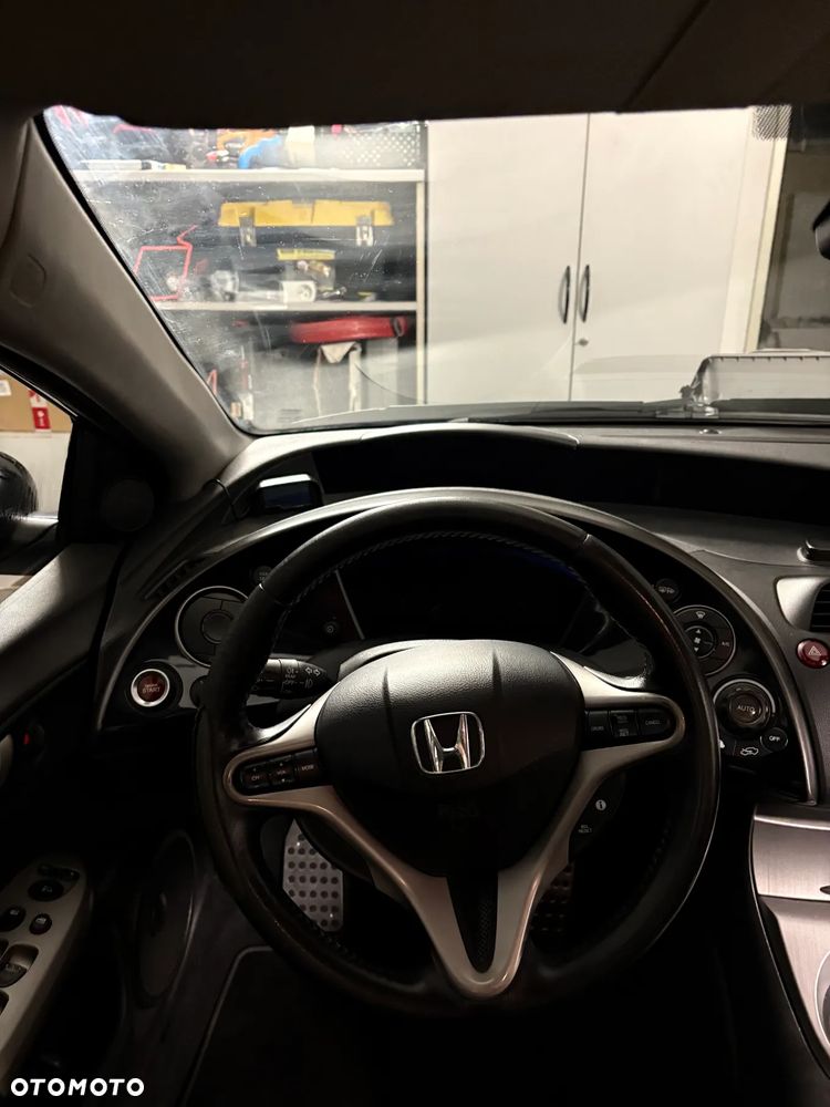 Honda Civic 1.8 Comfort - 14