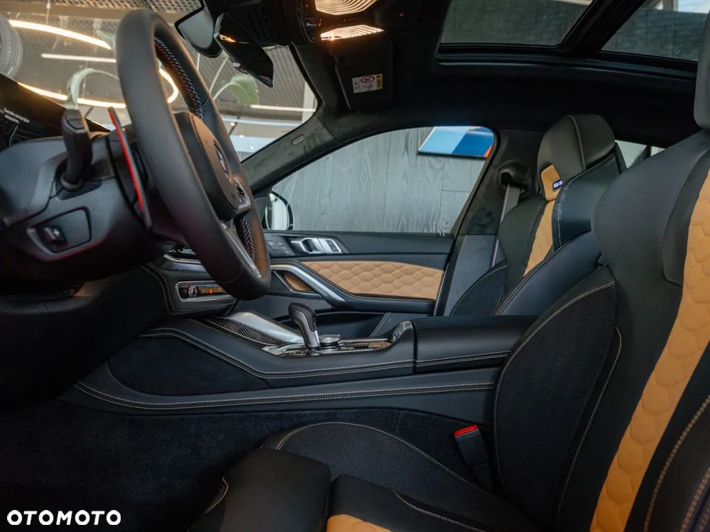 BMW X6M - 6