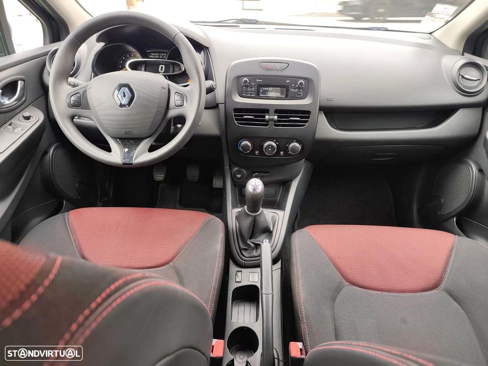 Renault Clio 1.2 16V Confort 130g - 11