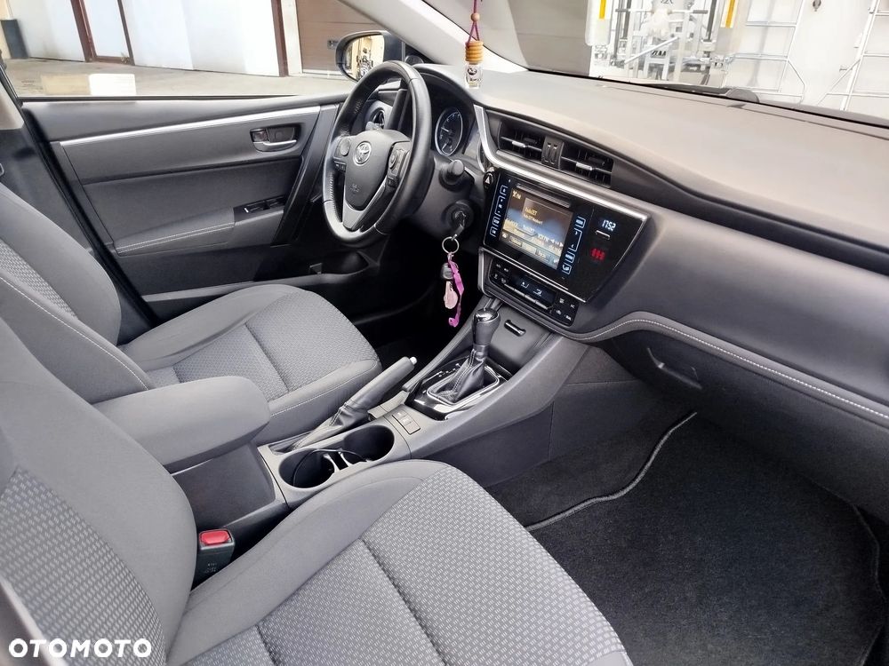 Toyota Corolla 1.6 Executive MS - 7