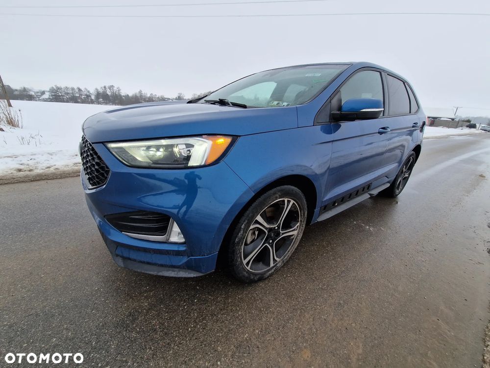 Ford Edge - 2