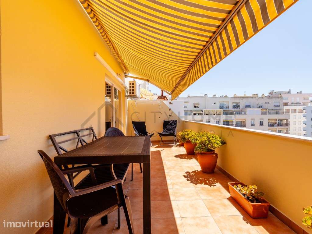 Apartamento T2 no 6.º Andar em Armação de Pêra - Grande imagem: 5/28