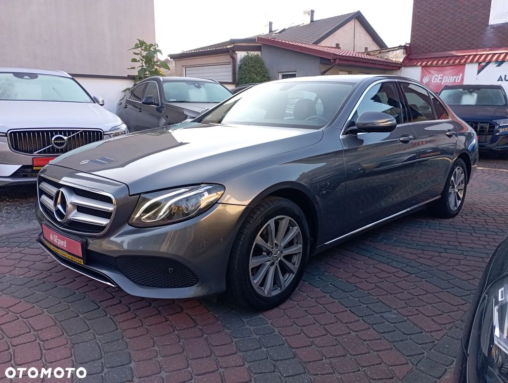 Mercedes-Benz Klasa E 220 d 9G-TRONIC - 1