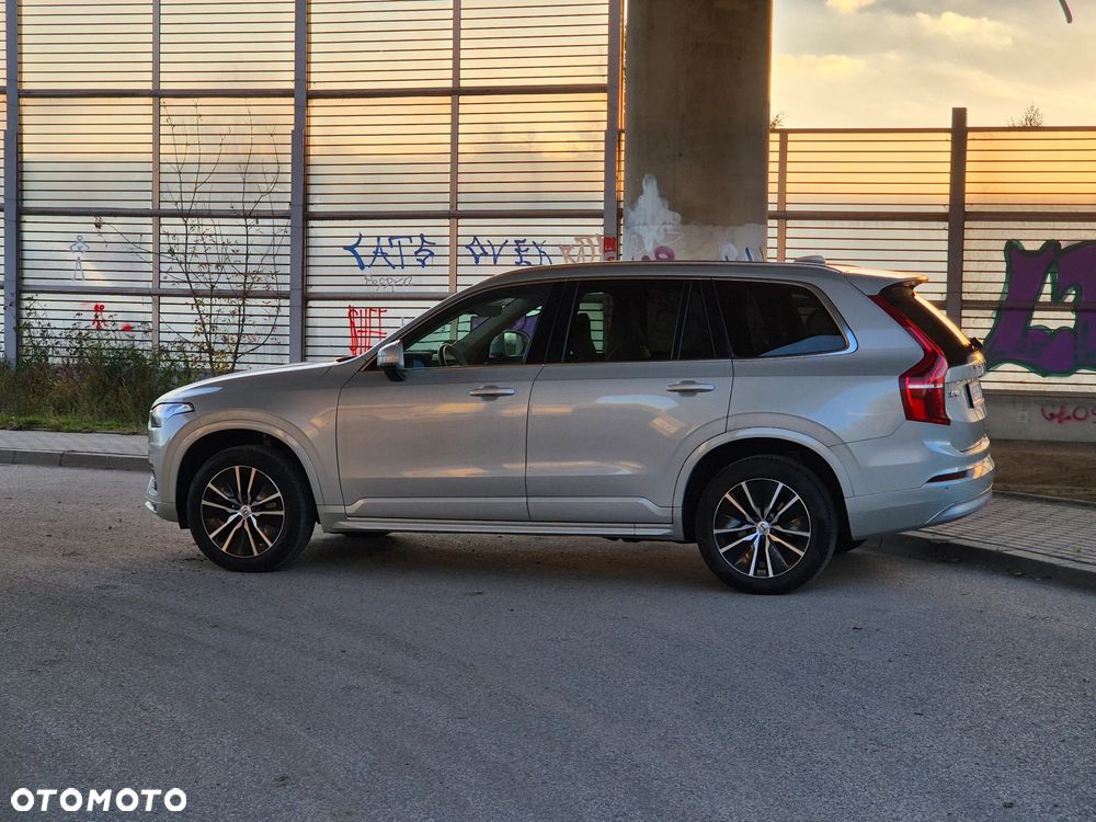 Volvo XC 90 B5 D AWD Momentum Pro - 9