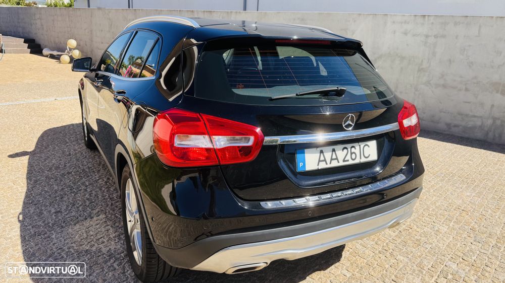 Mercedes-Benz GLA 180 (CDI) d Urban - 4