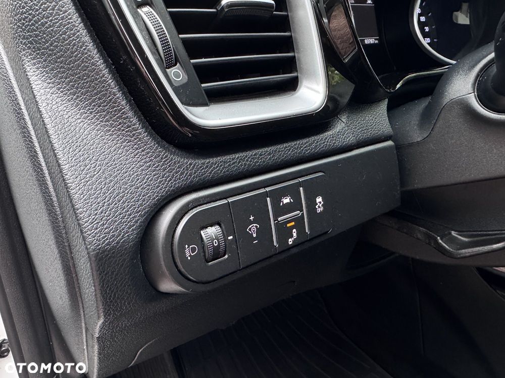 Kia XCeed 1.5 T-GDI Business Line - 13