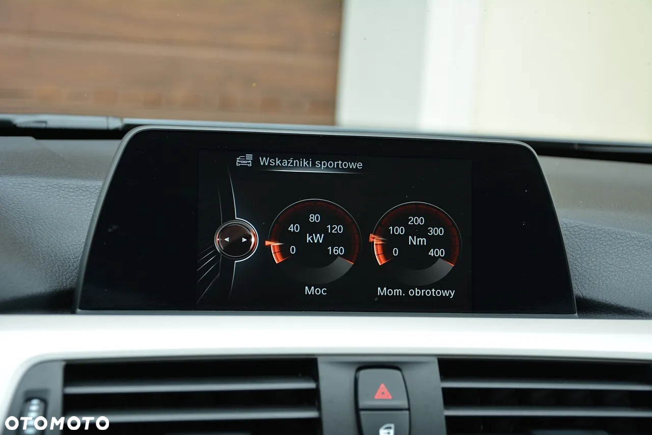 BMW Seria 3 320d - 27