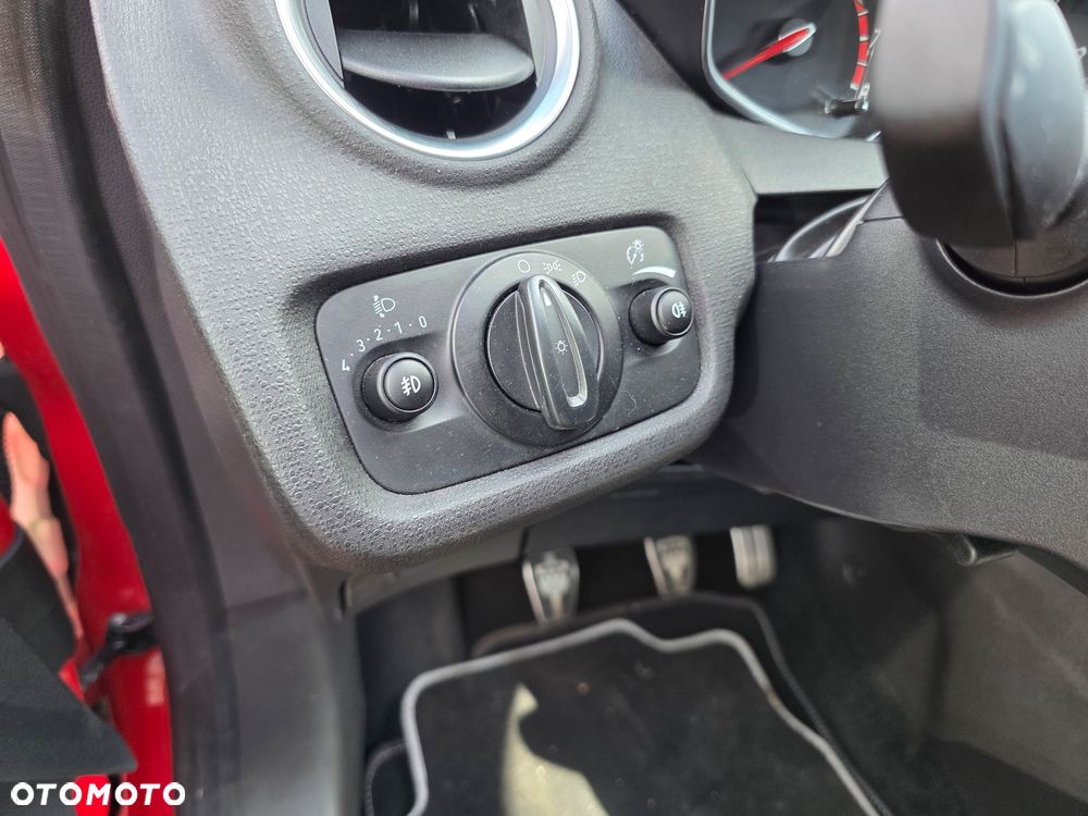 Ford Fiesta 1.6 EcoBoost ST - 22