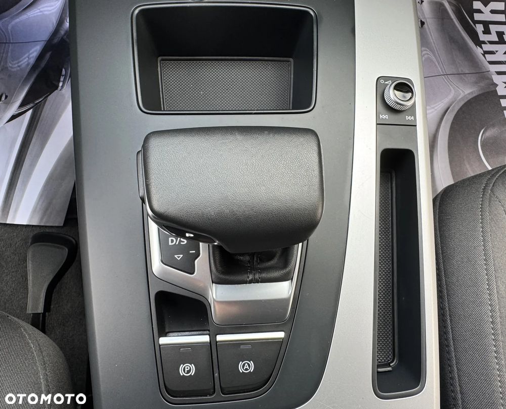 Audi Q5 40 TFSI quattro S tronic - 32