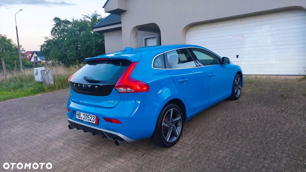 Volvo V40 T5 R-Design Summum - 25