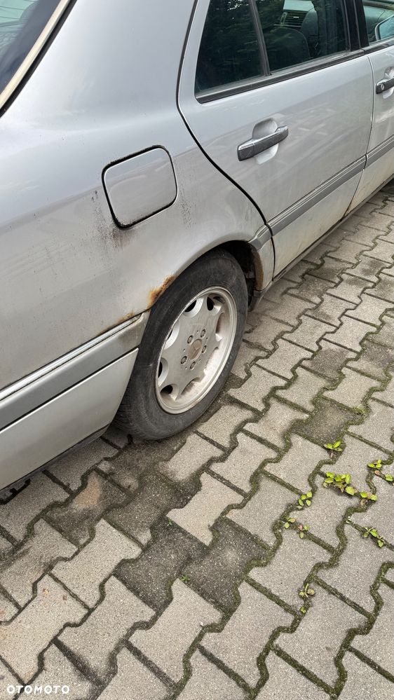 Mercedes-Benz Klasa C 180 Classic - 5