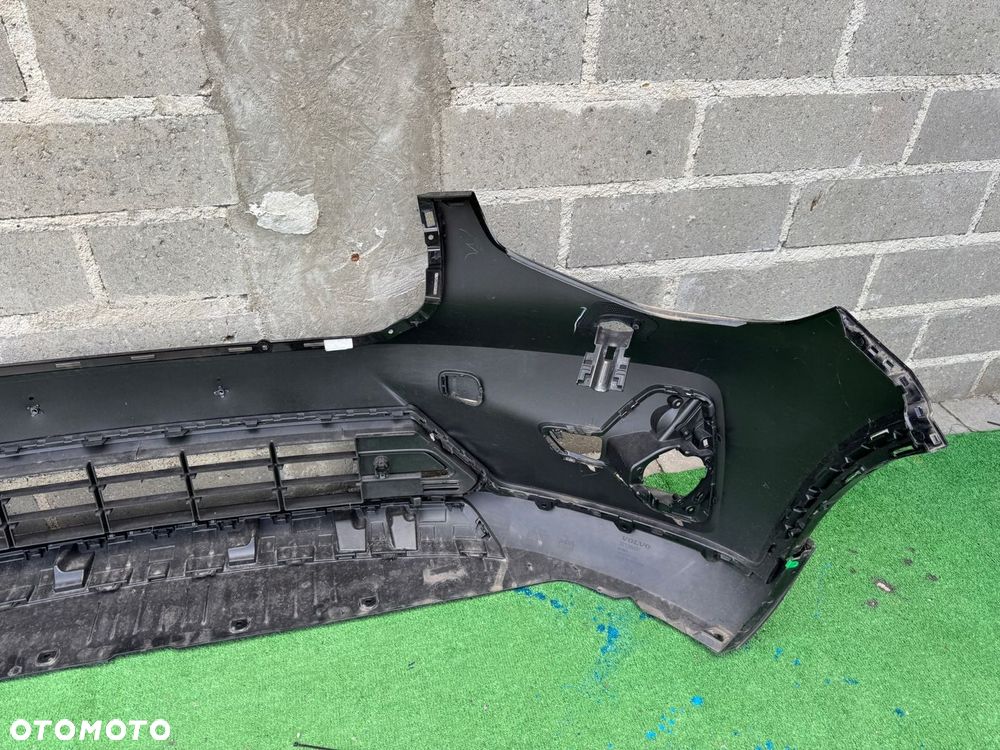 VOLVO XC40 LIFT ZDERZAK PRZEDNI ORG EU - 11