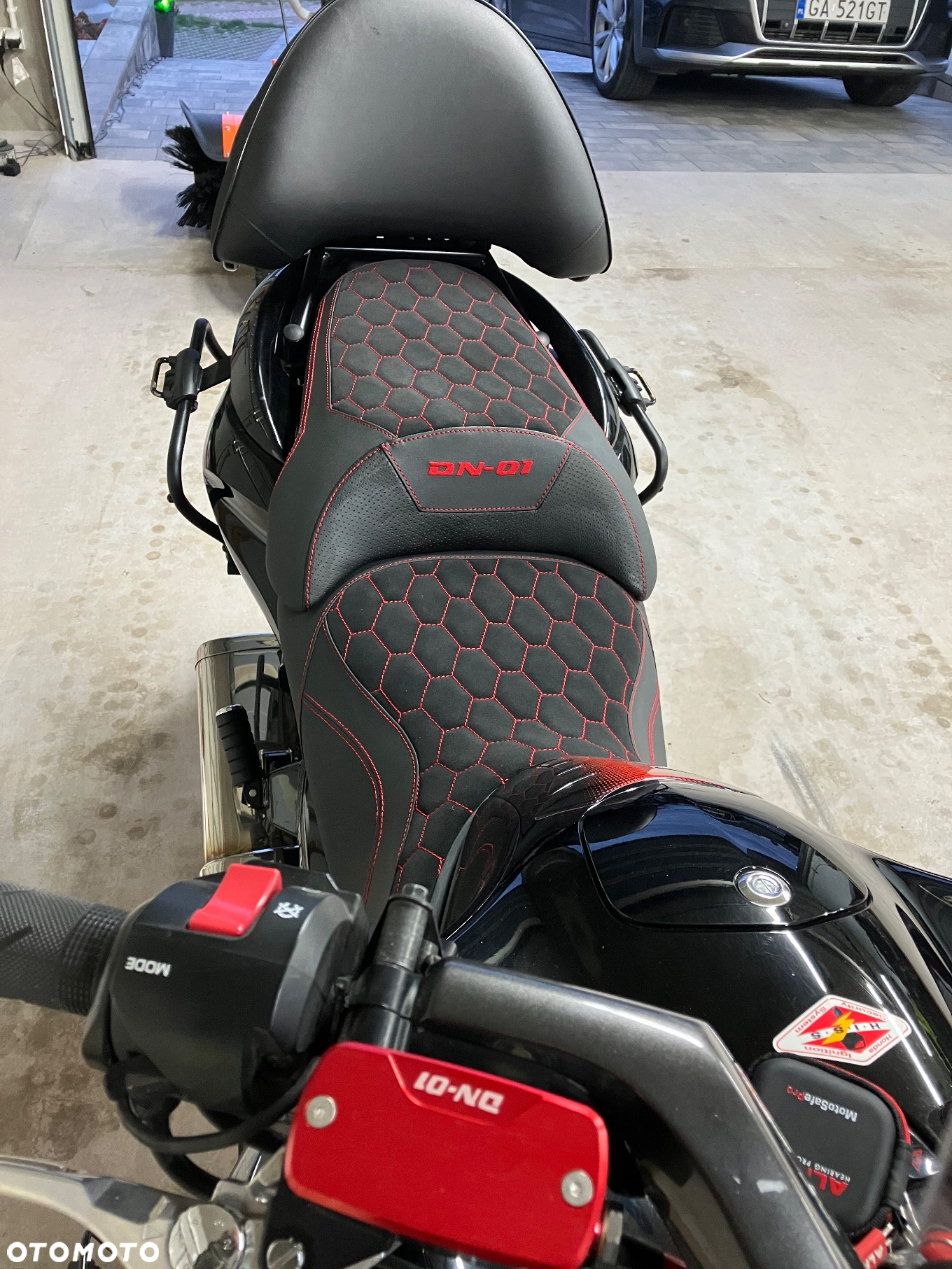 Honda DN-01 - 6
