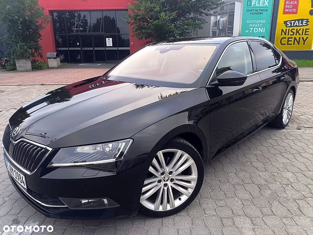 Skoda Superb 2.0 TDI DSG Premium Edition - 1