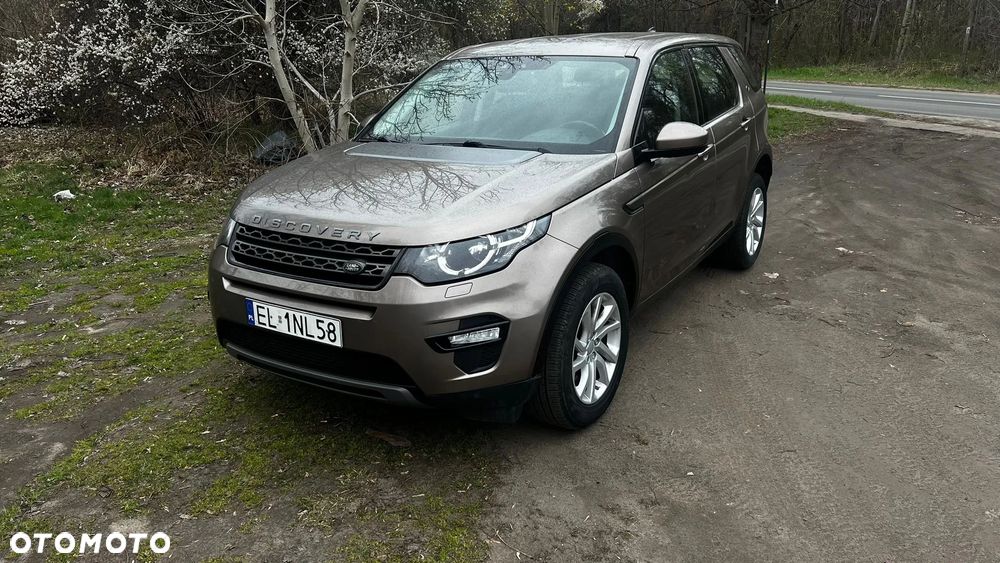 Land Rover Discovery Sport 2.0 TD4 HSE Luxury - 17