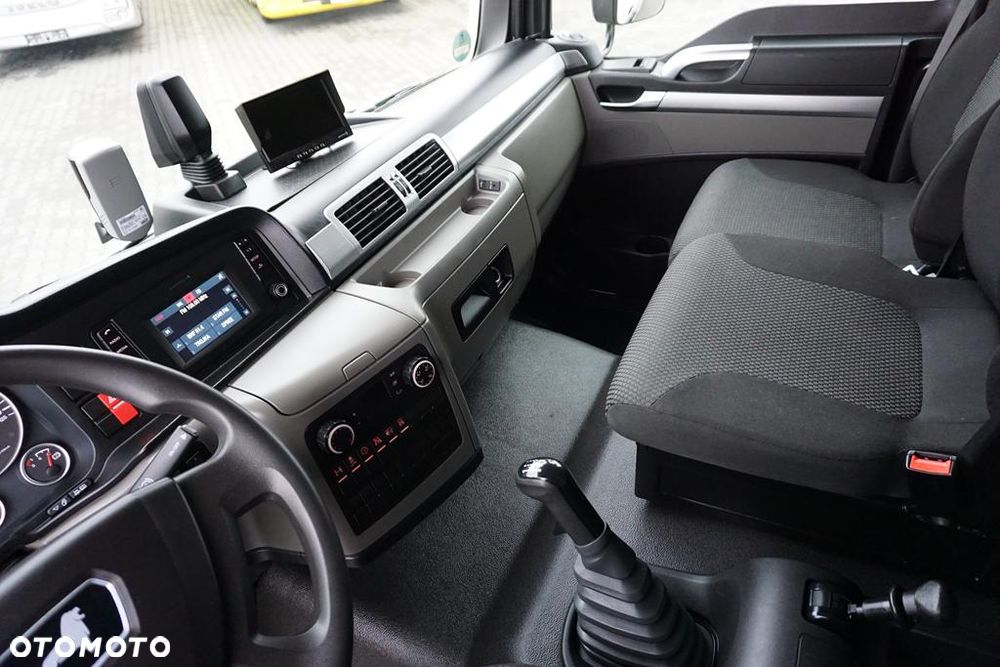 MAN TGM / 15.250 / EURO 6 / CHŁODNIA + WINDA / ŁAD. 6 750 KG / 18 PALET - 9