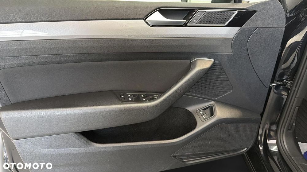 Volkswagen Passat 1.4 TSI Plug-In Hybrid GTE DSG - 11