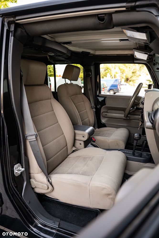 Jeep Wrangler Unlimited 2.8 CRD Rubicon - 9