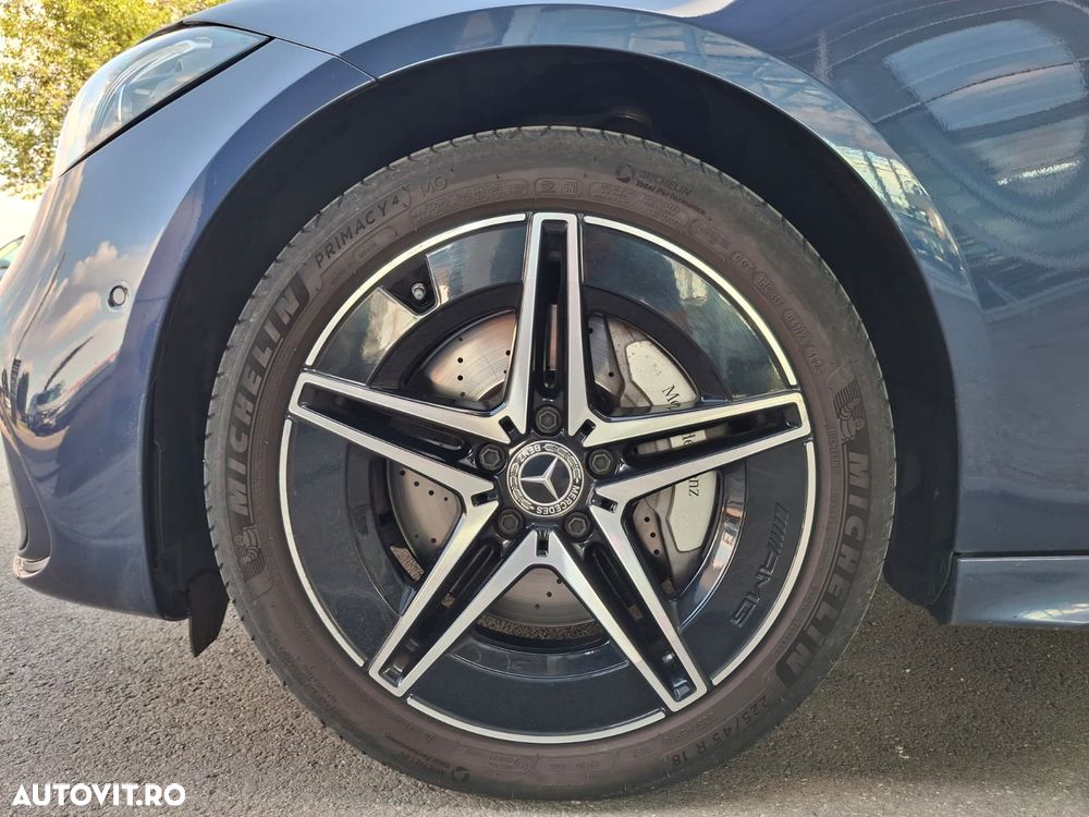 Mercedes-Benz C 400 e 4MATIC 9G-TRONIC - 27