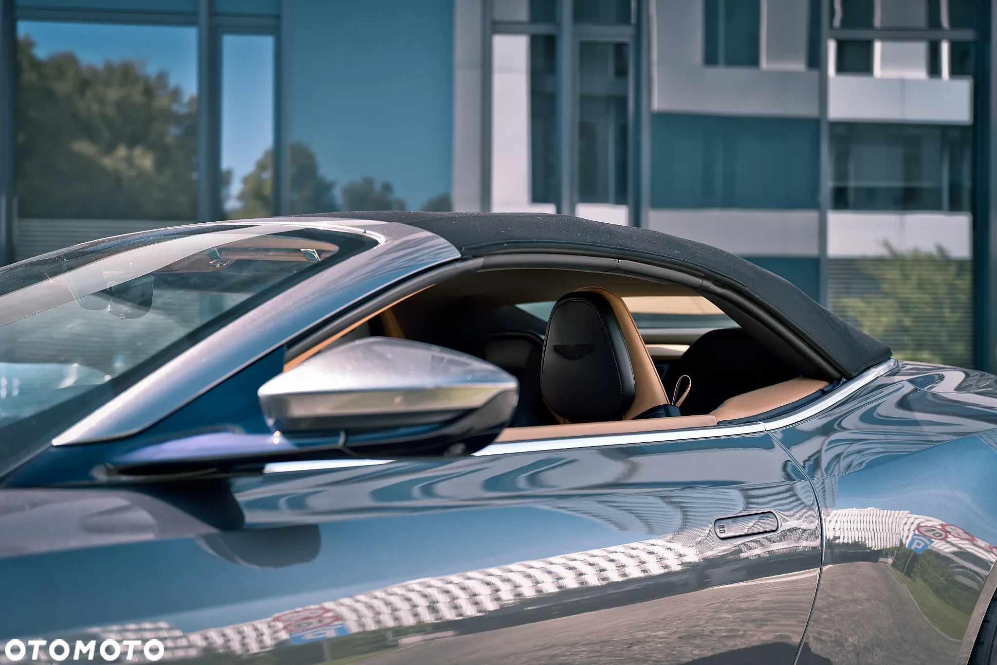Aston Martin DB11 V8 Volante - 22
