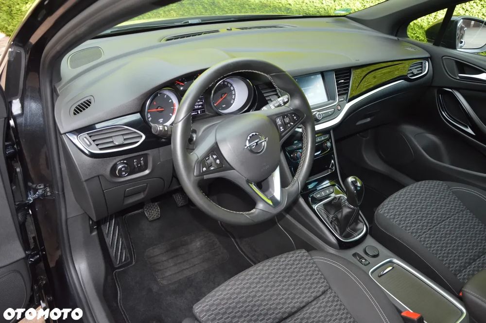 Opel Astra - 8
