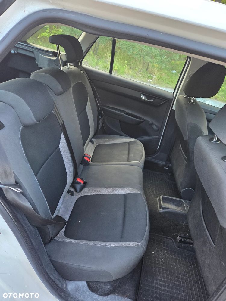 Skoda Fabia 1.0 Active - 7