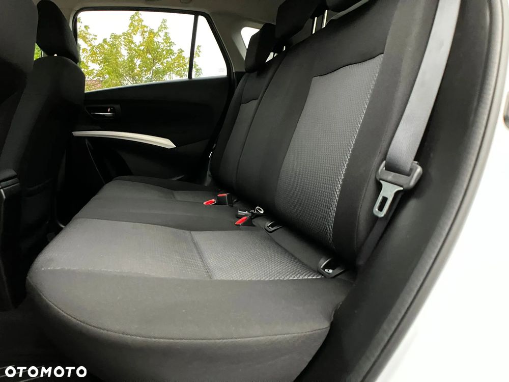 Suzuki SX4 S-Cross 1.6 Comfort - 24