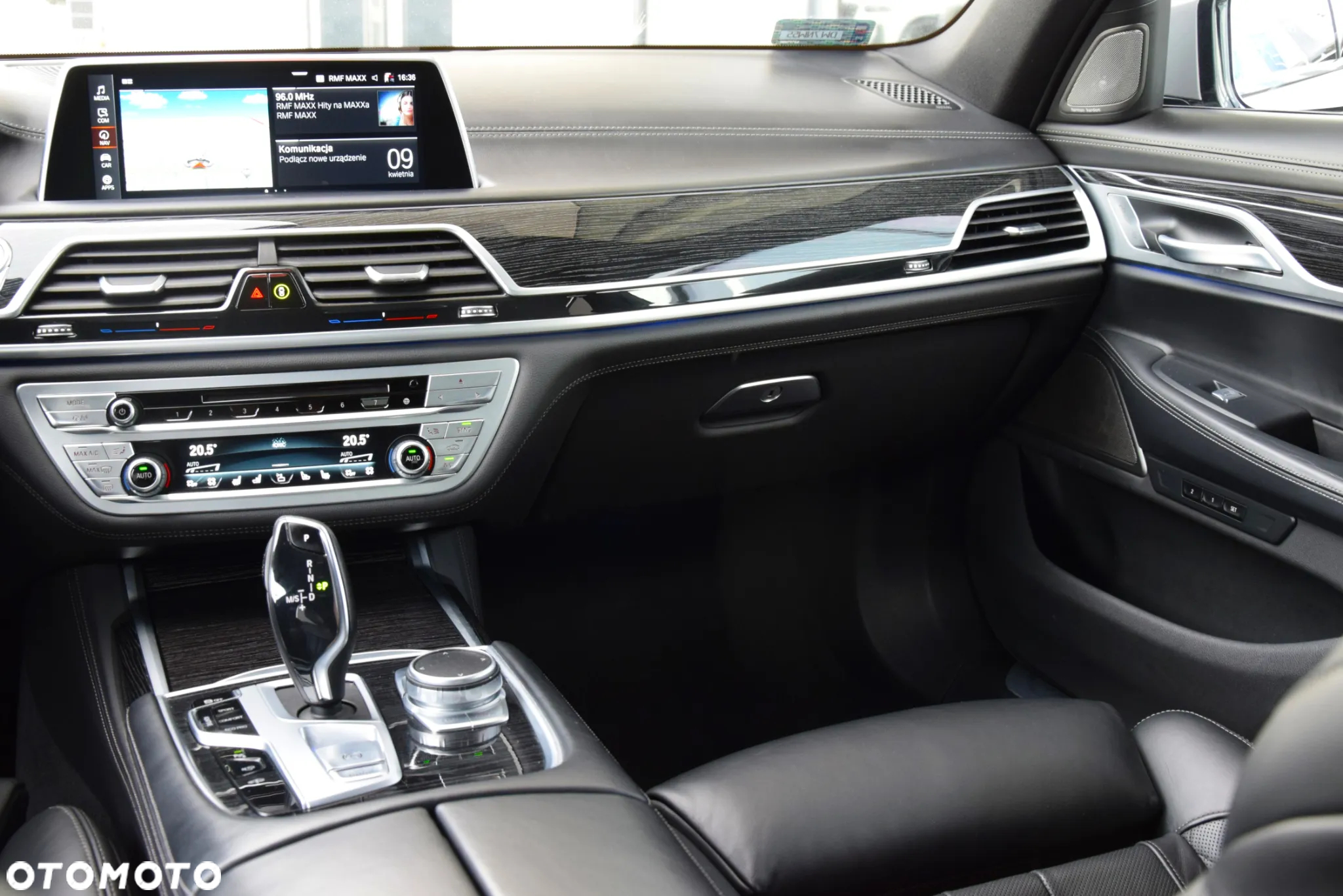 BMW Seria 7 - 12