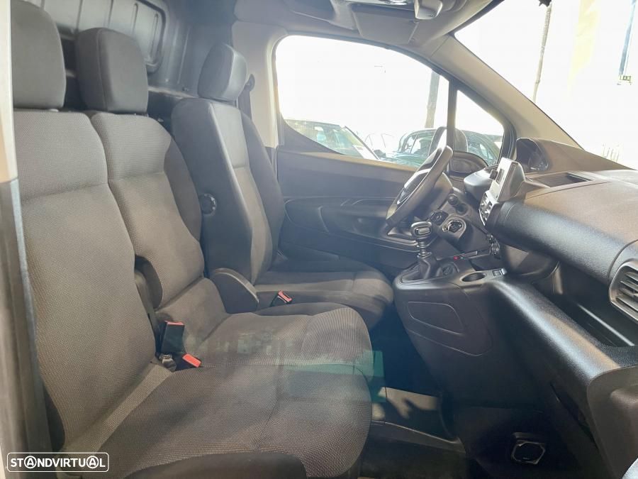 Peugeot Partner 1.5 BlueHdi 102 Pro c/IVA Dedutível 3 lugares - 15