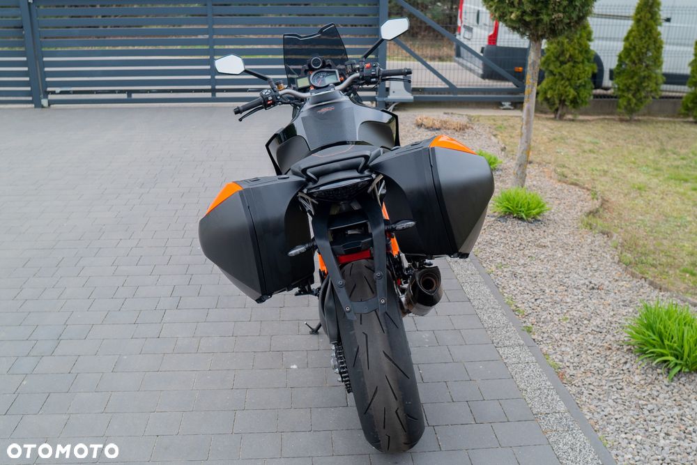 KTM Super Duke - 9