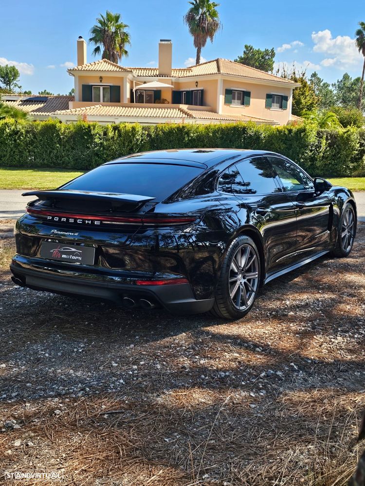Porsche Panamera 4 E-Hybrid - 6
