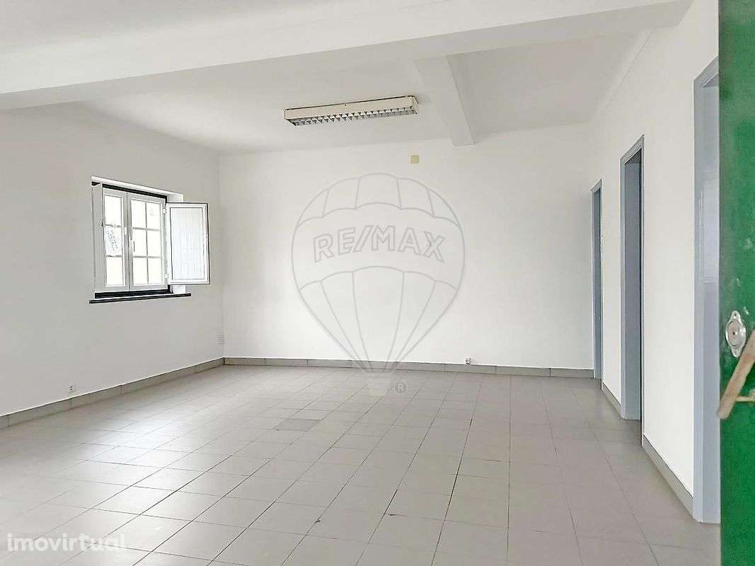 Loja  para arrendamento - Grande imagem: 2/14