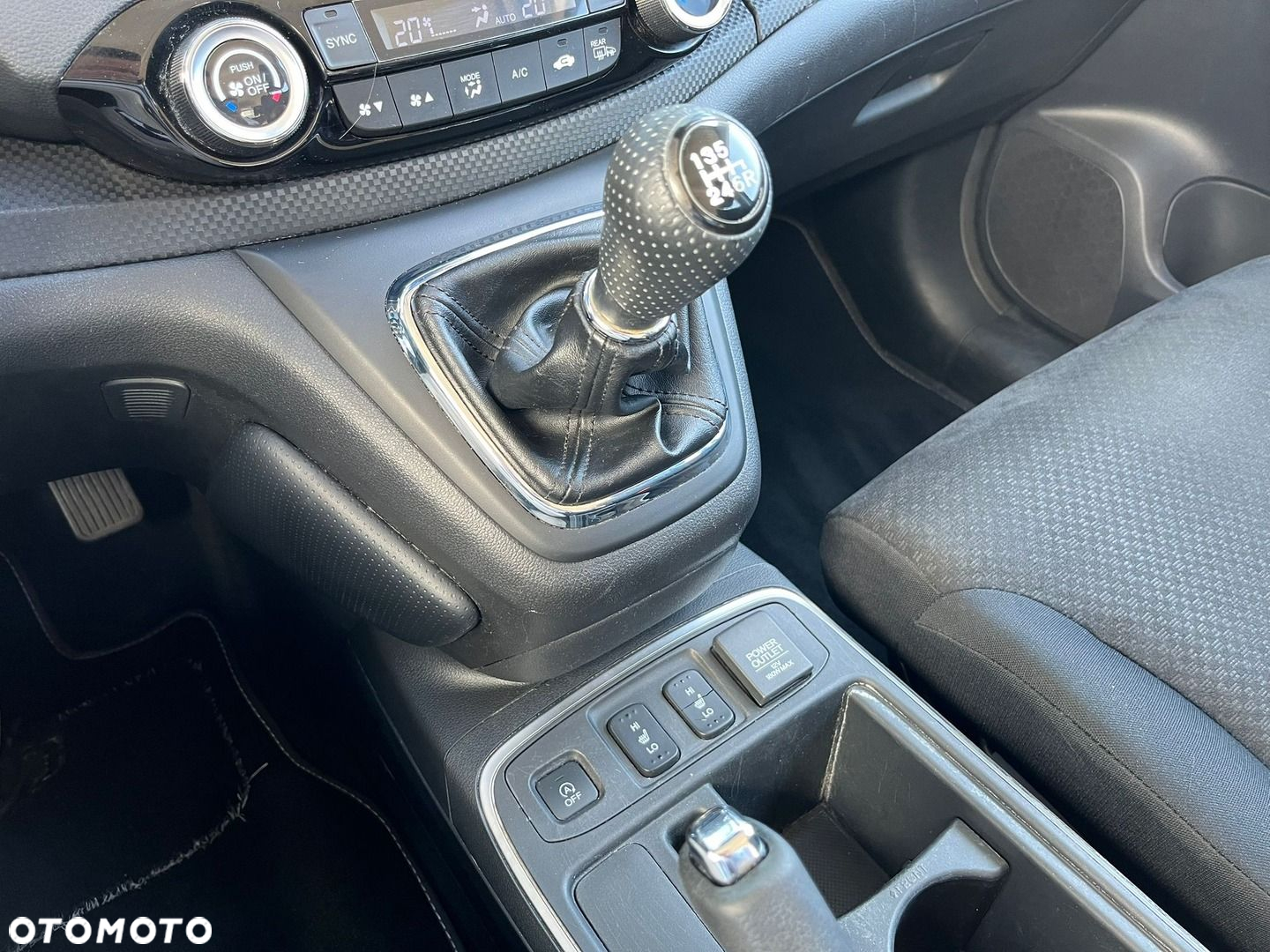 Honda CR-V - 18
