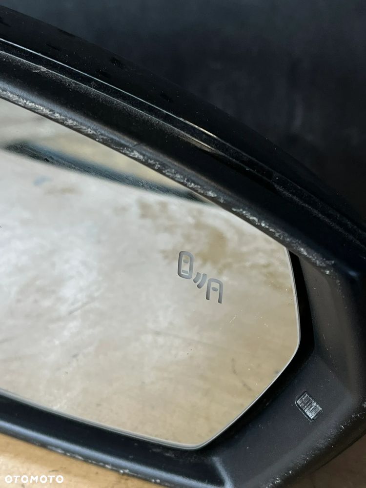 VW Volkswagen Polo 2G Lusterko zewnętrzne kompletne prawe 15-PIN Lift 2023 LC9X - 9