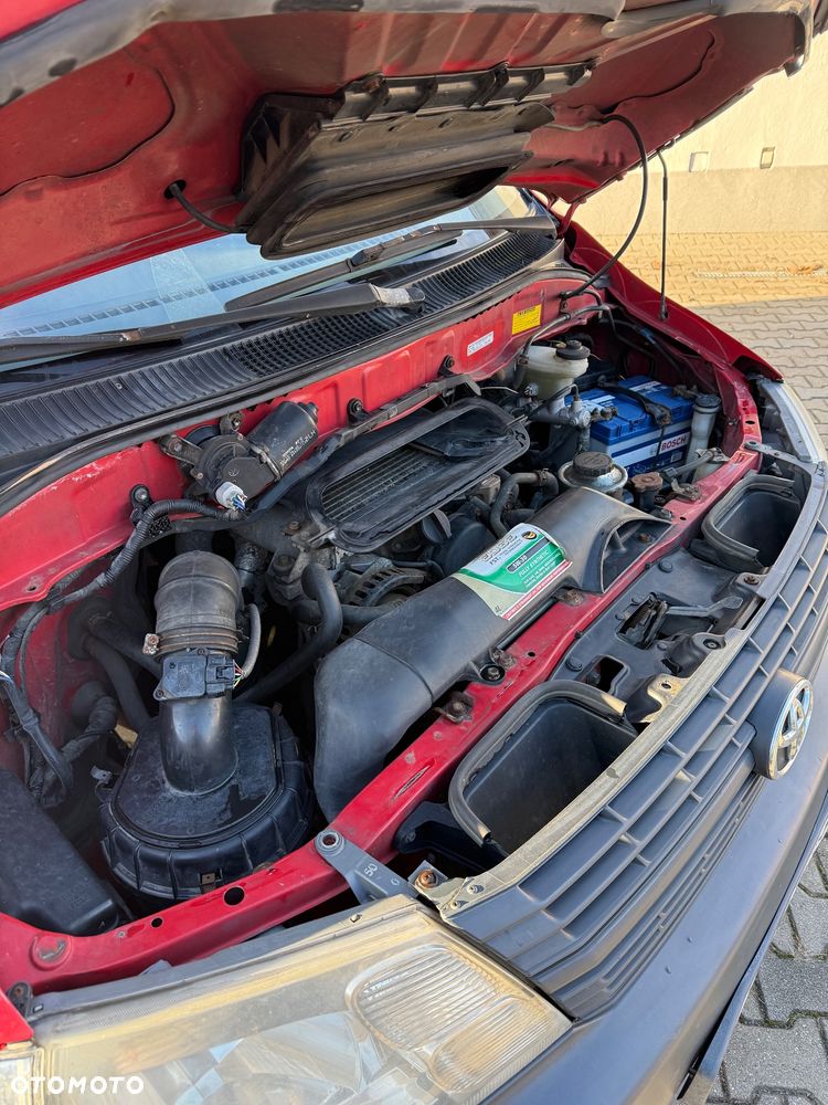 Toyota Hiace - 9