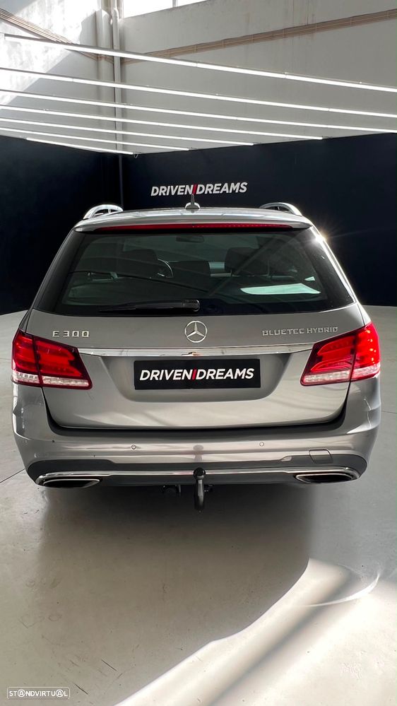 Mercedes-Benz E 300 Bluetec Hybrid Avantgarde - 27