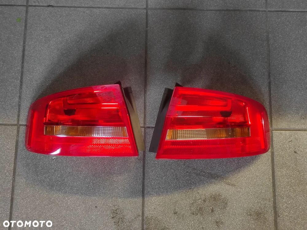 AUDI A4 B8 LIFT 8K5 LAMPA TYLNA TYŁ LEWA PRAWA W BŁOTNIK ORYGINALNA HELLA CAŁA SPRAWNA WERSJA EUROPEJSKA WYSYŁKA !!! - 1