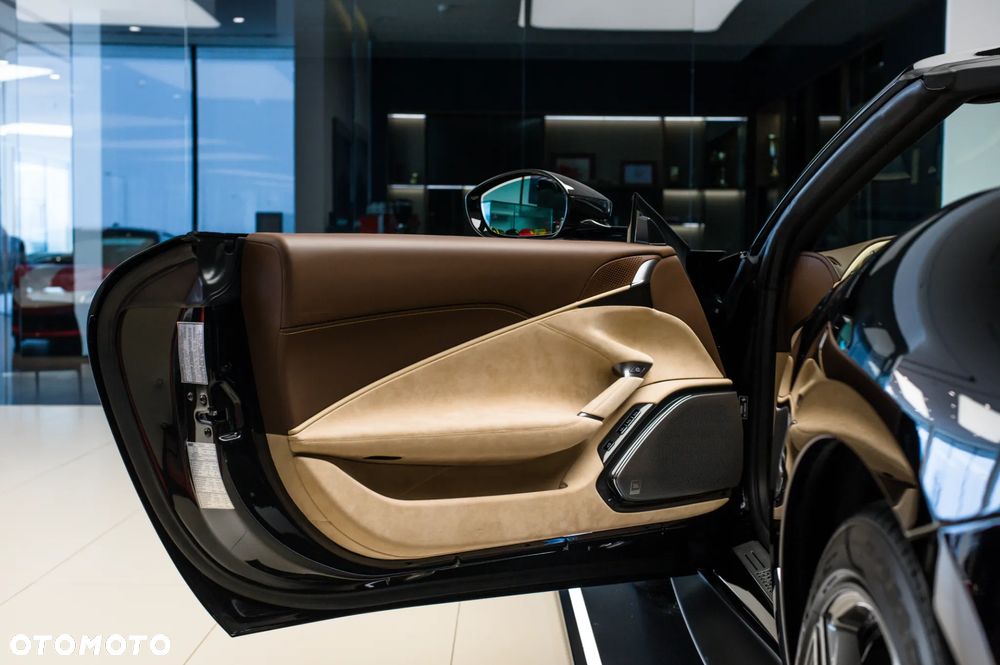 Ferrari Roma Spider - 22