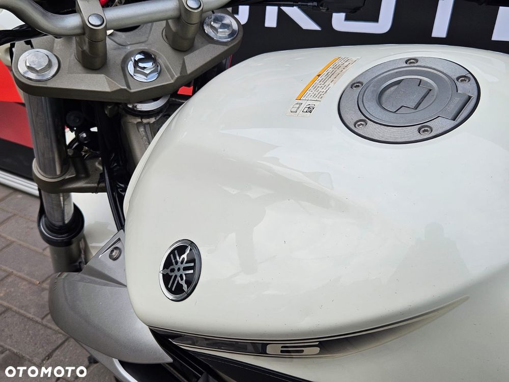 Yamaha XJ - 19