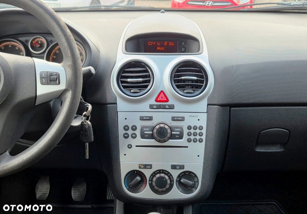 Opel Corsa - 8