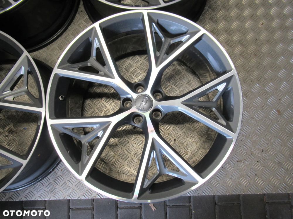 Felgi Audi Q8 SQ8 RS Q8 RS6 RS7 10Jx22 et21 5x112 4M8 CZUJNIKI - 3