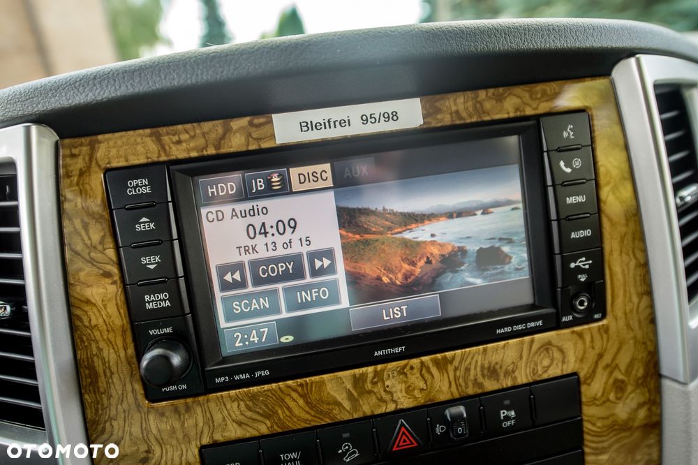 Jeep Grand Cherokee 4.7 4x4 Limited - 26