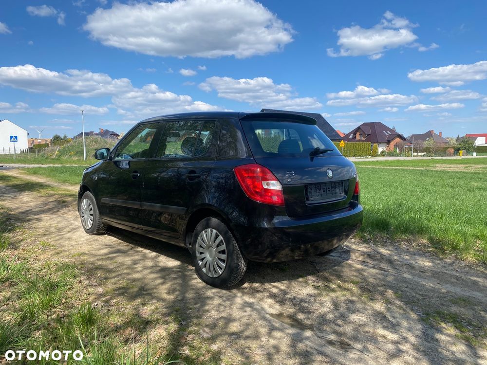 Skoda Fabia 1.2 HTP Ambiente - 3