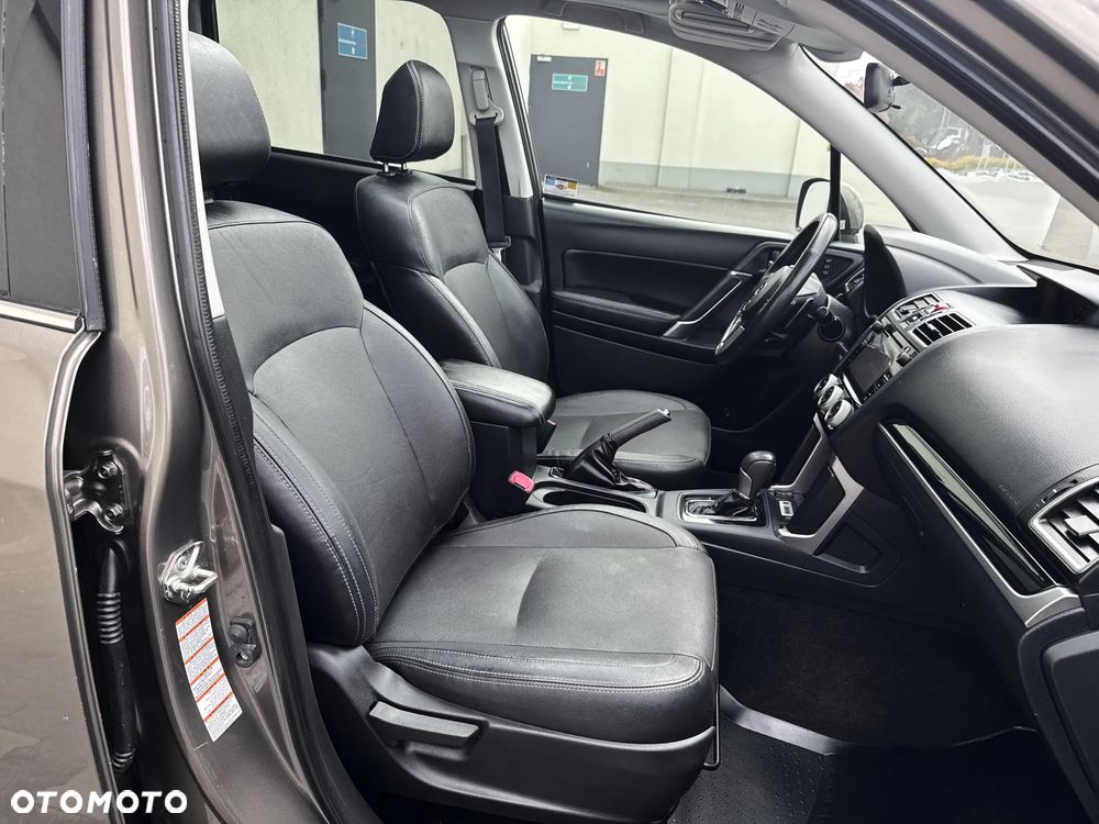 Subaru Forester 2.0 i Platinum (EyeSight) Lineartronic - 6
